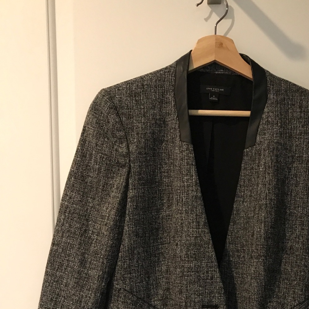 Ann Taylor Tweed Cropped Blazer